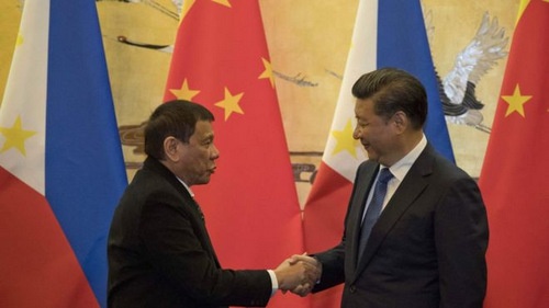 Nhật Bản lo ngại khi Philippines ngả về Trung Quốc