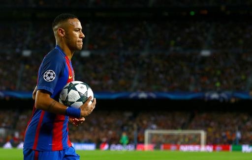 Neymar chính thức ký hợp đồng “khủng” với Barcelona