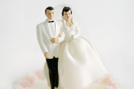 Đệ đơn ly hôn ngay hai giờ sau đám cưới