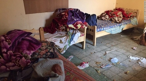 7 giờ nín thở dưới gầm giường ký túc xá trốn IS của cô gái Iraq
