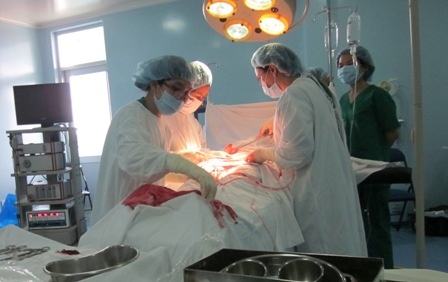 Bệnh viện huyện xin “đặc cách” để tuyển nhân sự