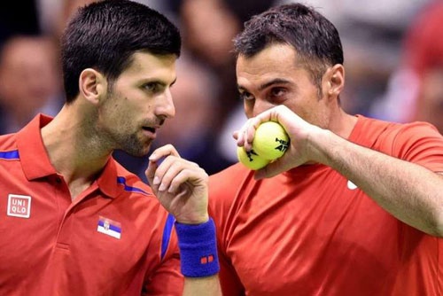Paris Masters ngày 1: Djokovic đánh cặp "ông già" U40