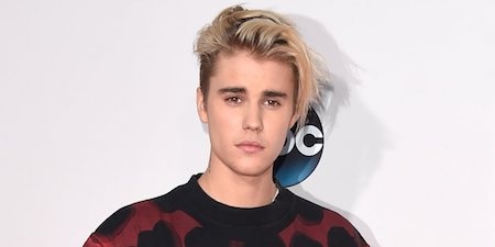 Justin Bieber ân hận vì hành xử thiếu chuyên nghiệp trên sân khấu