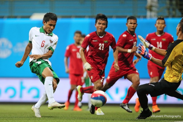 Đội tuyển Indonesia bị Myanmar cầm hòa trước ngày sang Việt Nam