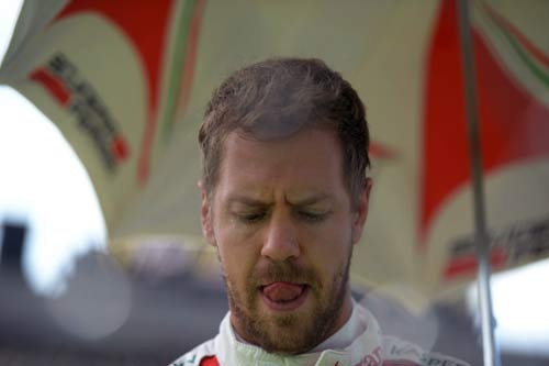 F1, Vettel chửi bậy: Phạt nặng hay giơ cao đánh khẽ