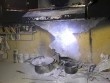 Nửa đêm người phụ nữ tá hỏa khi thấy toàn bộ khu bếp bị cháy tan hoang