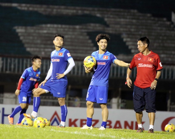 Tuấn Anh vắng mặt trong buổi tập đầu tiên của đội tuyển Việt Nam tại Myanmar