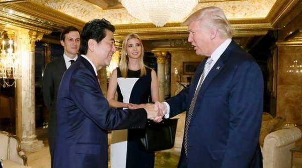 Hé lộ món quà đặc biệt Thủ tướng Nhật tặng Tổng thống đắc cử Mỹ