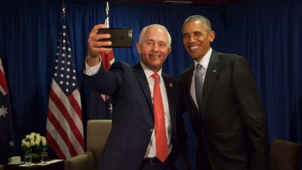 Thủ tướng Australia chụp ảnh "tự sướng" chia tay Tổng thống Obama