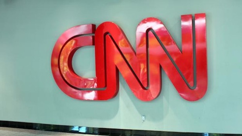 Bi hài vụ phim khiêu dâm hạng nặng "phát nhầm"" trên đài CNN