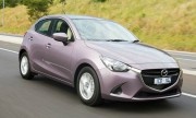 Cùng là xe Nhật nên chọn Vios G hay Mazda2?