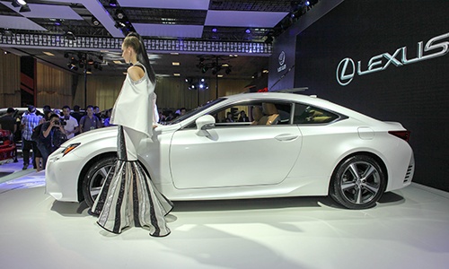 Lexus RC Turbo giá gần 3 tỷ tại Việt Nam
