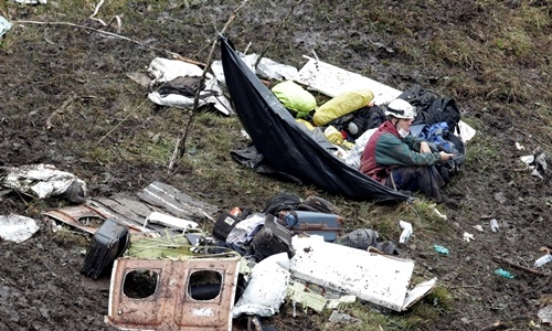 Phi công nói máy bay hết nhiên liệu trước khi rơi ở Colombia