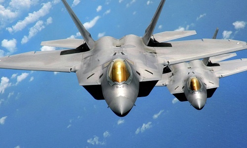 Tiêm kích F-22 Mỹ tại Syria bị bong sơn tàng hình