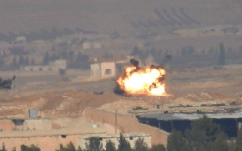 Xe tăng Đức của quân đội Thổ Nhĩ Kỳ bị bắn cháy tại Syria