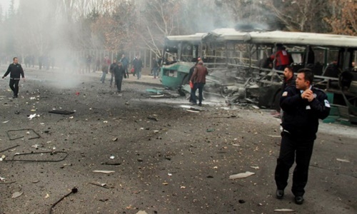 Xe chở lính Thổ Nhĩ Kỳ bị đánh bom, 13 binh sĩ thiệt mạng
