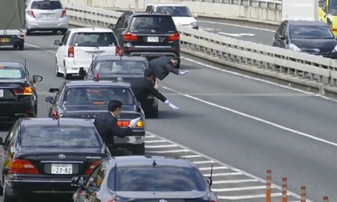 Cách cảnh sát Nhật dẫn đoàn xe ưu tiên