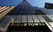 Tháp Trump sơ tán một phần vì balo khả nghi