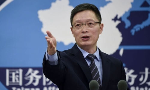 Quan chức Trung Quốc ví người ủng hộ độc lập cho Đài Loan với ruồi