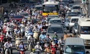 Lái xe kiểu bầy đàn - thói quen xấu ở Việt Nam