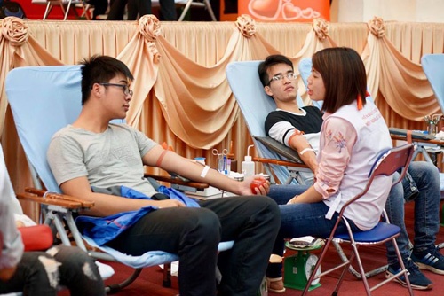 Bộ Tư pháp đồng ý đề xuất "hiến máu là tự nguyện"