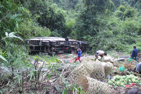 Tin mới nhất vụ tai nạn liên hoàn ở đèo Bảo Lộc