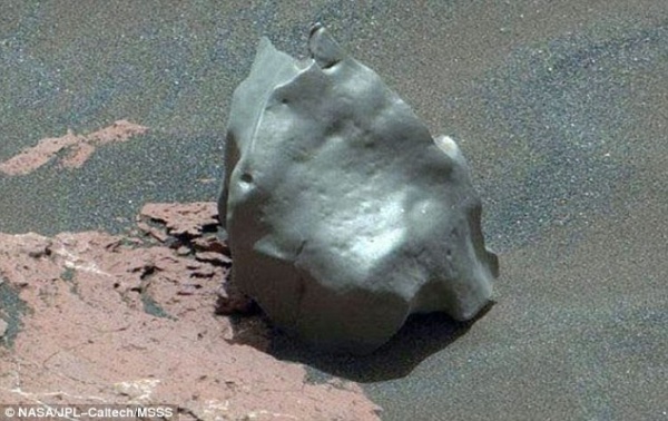 Phát hiện thiên thạch kim loại hiếm trên sao Hỏa