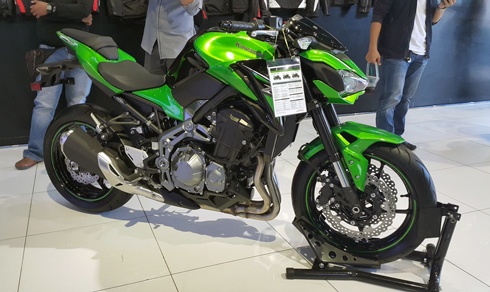 Kawasaki Z900 2017 có giá 288 triệu đồng tại Việt Nam