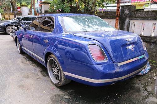 Xe sang Bentley 1,6 tỷ đấu giá ở Quảng Bình là hàng nhái?