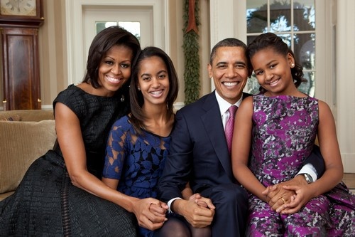 Cuộc sống 2 công chúa nhà Obama sẽ thế nào khi là "thường dân"