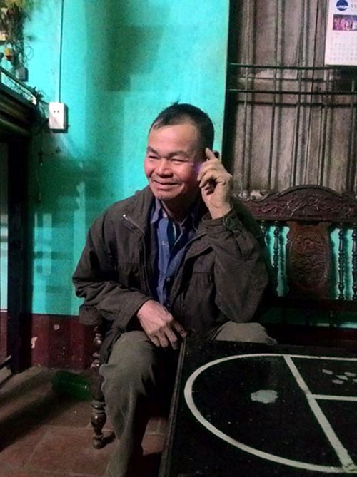 Gặp lại “dị nhân” ngậm dây điện làm sáng bóng đèn ở Bắc Giang