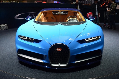 Mất 9 tháng đặt hàng Bugatti Chiron vì quá nhiều tùy chọn