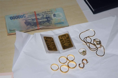 Trộm hơn 100 lượng vàng đi gửi tiết kiệm