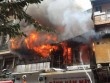 Cháy lớn trên phố cổ Hà Nội, nhiều người hoảng loạn chạy thoát thân