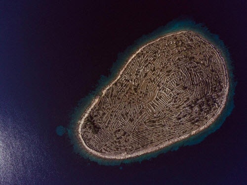 Độc đáo hòn đảo hình vân tay khổng lồ giữa biển