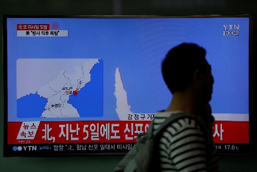Nghi ngờ về bàn tay của Mỹ khiến tên lửa Triều Tiên nổ tung