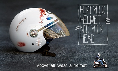 Những hình ảnh lý giải vì sao phải đội mũ bảo hiểm