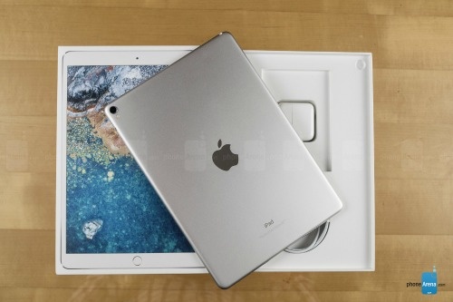 Mở hộp máy tính bảng tốt nhất thế giới – iPad Pro 10,5 inch