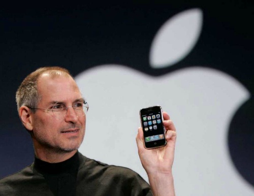10 năm trước, cả thế giới lay chuyển vì iPhone của Apple