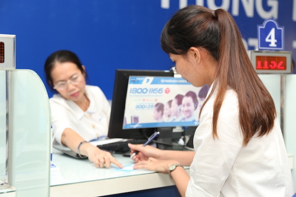 Việt Nam đang có bao nhiêu thuê bao di động và internet?