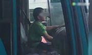 Cậu nhóc 9 tuổi trộm xe buýt, lái đi khắp phố