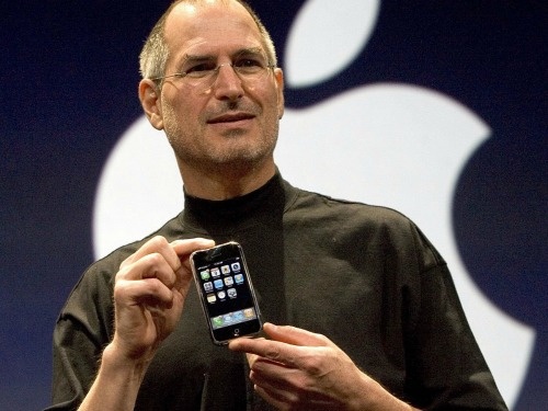 Từ iPhone đầu tiên đến iPhone 7 Plus: Apple đã lột xác thế nào?