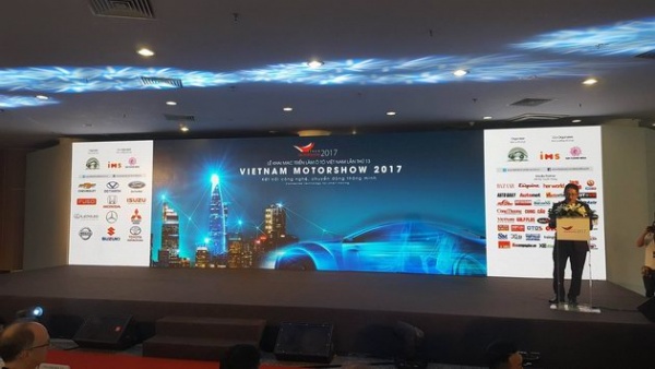 Triển lãm ô tô Việt Nam VMS 2017 khai mạc tại TP.HCM