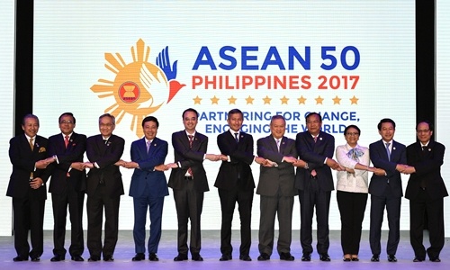 Thành tựu và thách thức của ASEAN sau 50 năm hình thành
