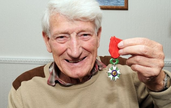 “Của quý” trúng mìn, cựu binh Thế chiến 2 vẫn đẻ rất nhiều con
