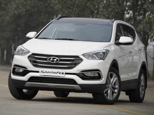 Hyundai Santa Fe giảm giá khiến nhiều xe khó bán