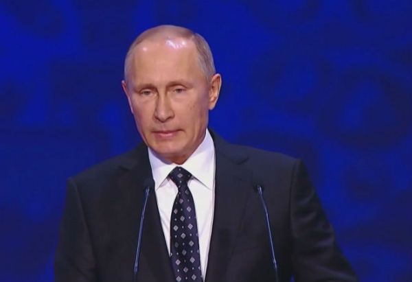 Trực tiếp bốc thăm World Cup 2018: Tổng thống Putin xuất hiện, sánh vai cùng Infantino