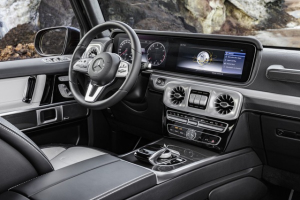 Hé lộ hình ảnh nội thất "hàng khủng" Mercedes-Benz G-Class thế hệ mới