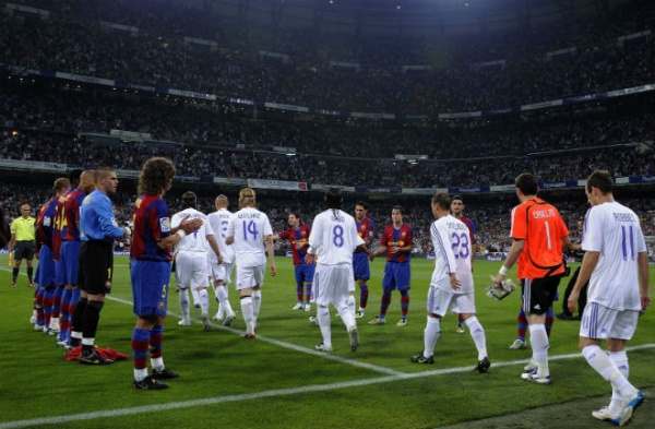 Tin HOT bóng đá tối 19/12: Sếp La Liga ủng hộ Barca không hạ mình trước Real
