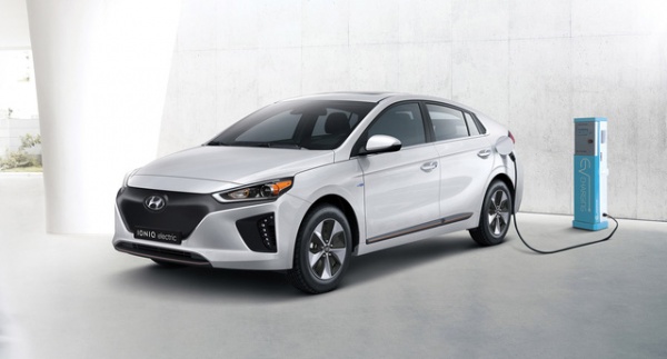 Hyundai tấn công toàn diện thị trường xe “xanh”